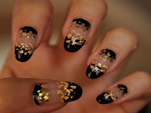 Golden Nail Art